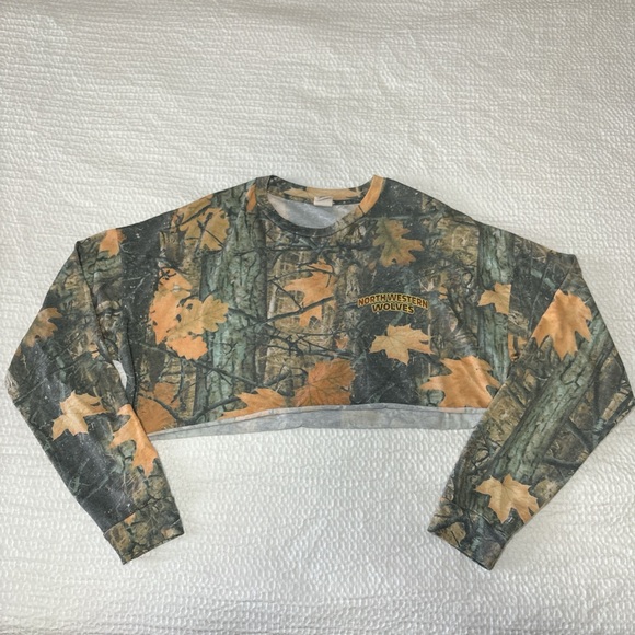 Camouflage Crop Top - Picture 3 of 5